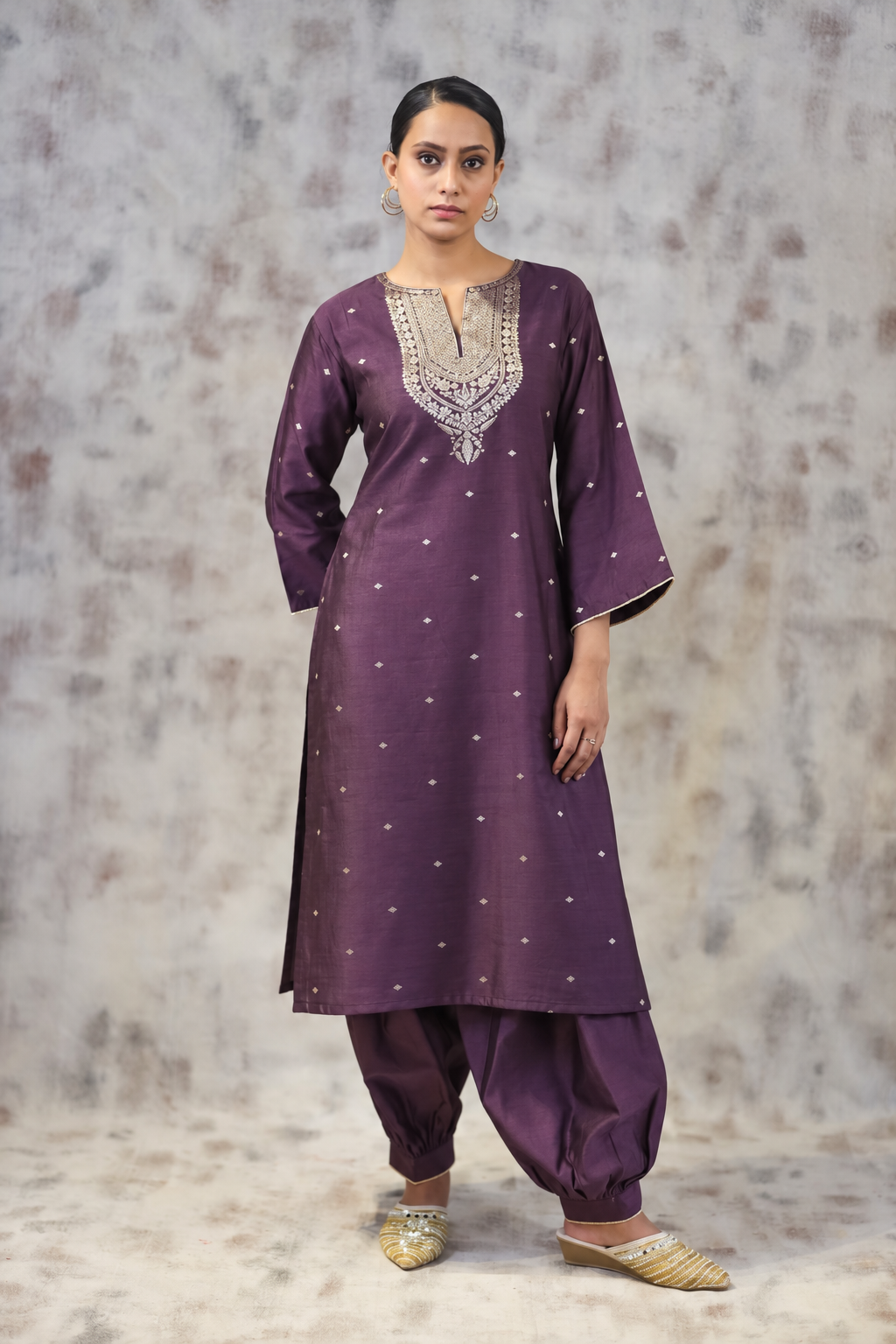 Pure Chinya Top Set Wine