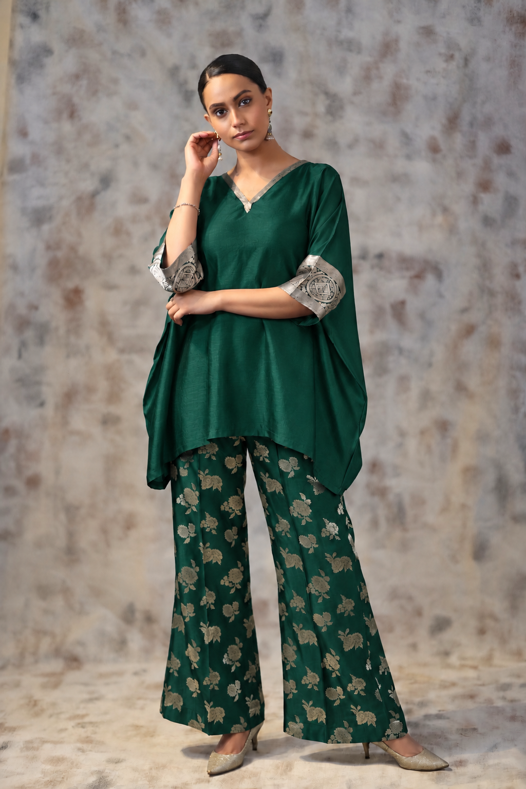 Kosh Silk Green BellBottom  Set