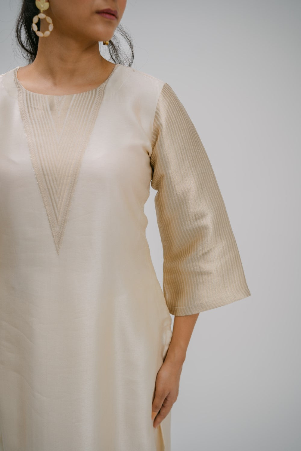 44. Tyohar kosh Silk v-neck set ( with brocade detail)