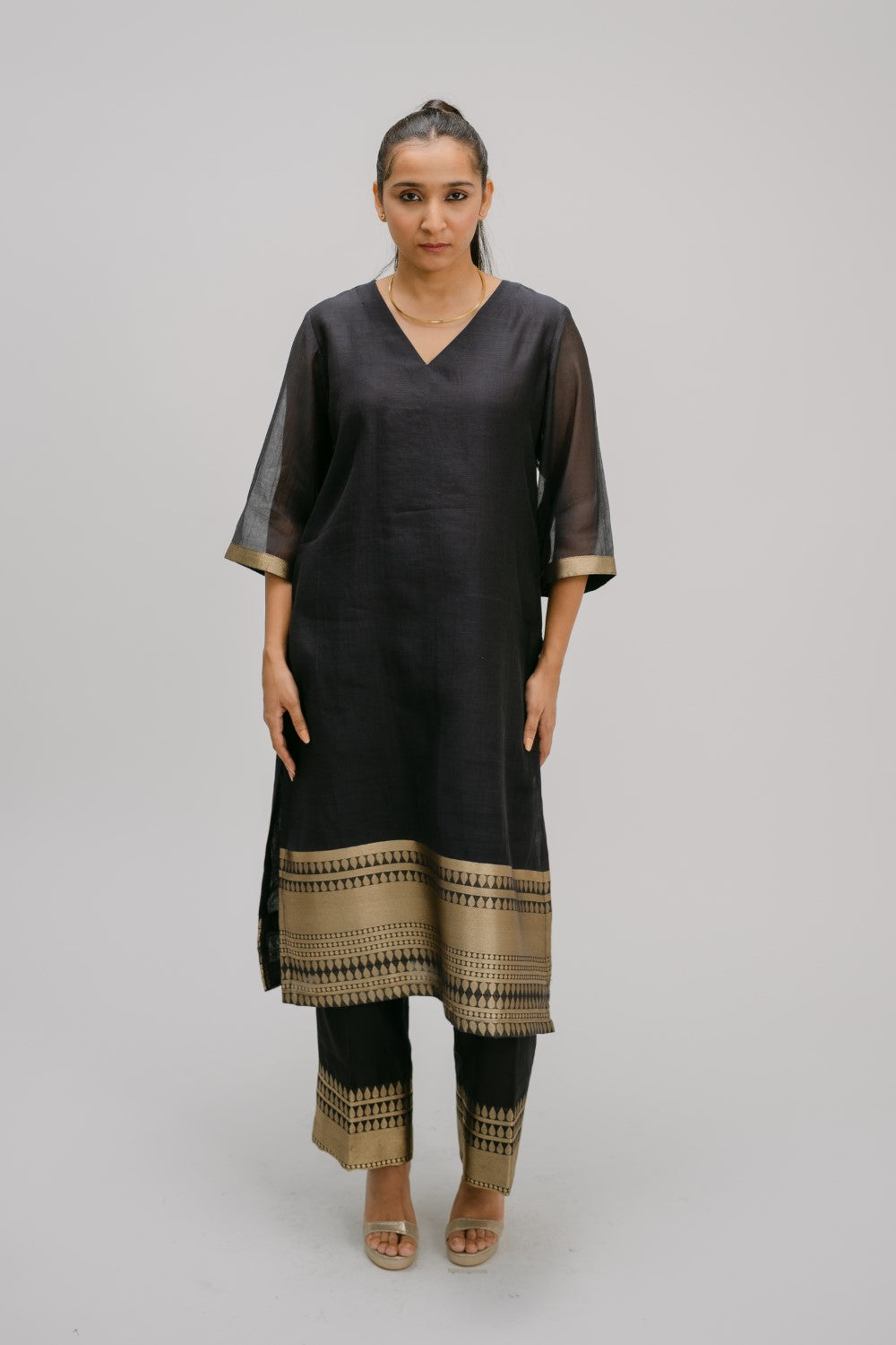 24. Bidri mull brocade kurta set