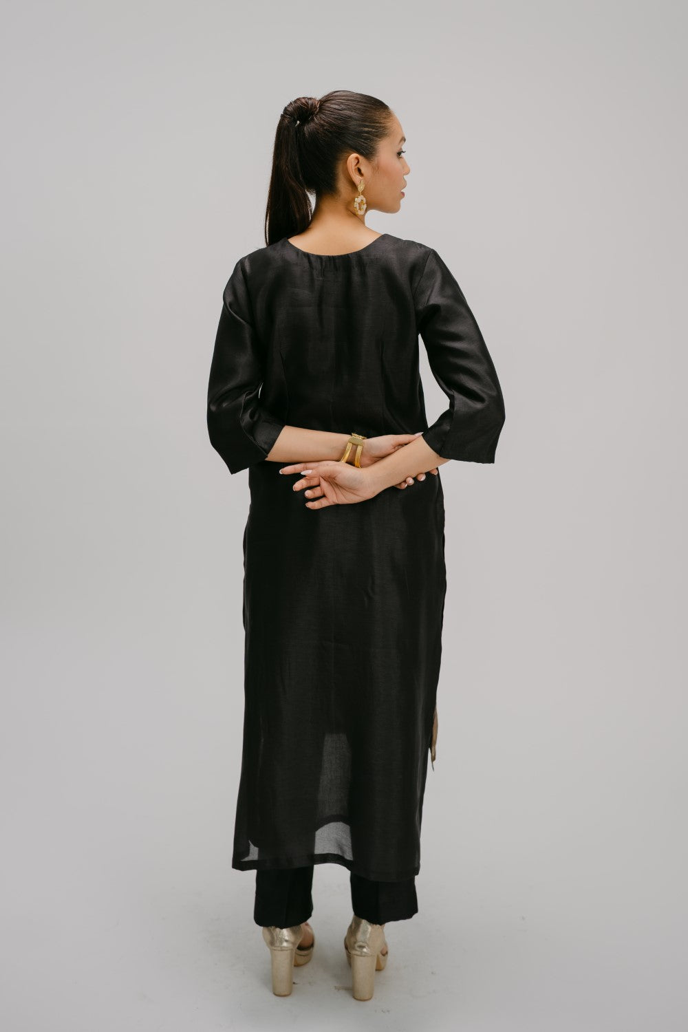 28. Bidri Kosh silk high low  kurta