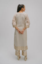 43. Tyohar mull brocade kurta set
