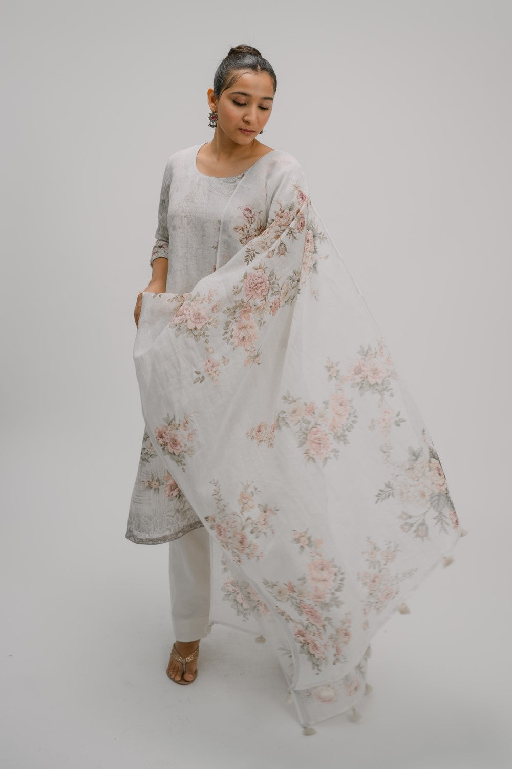 39. Tyohar Rose organic linen suit set
