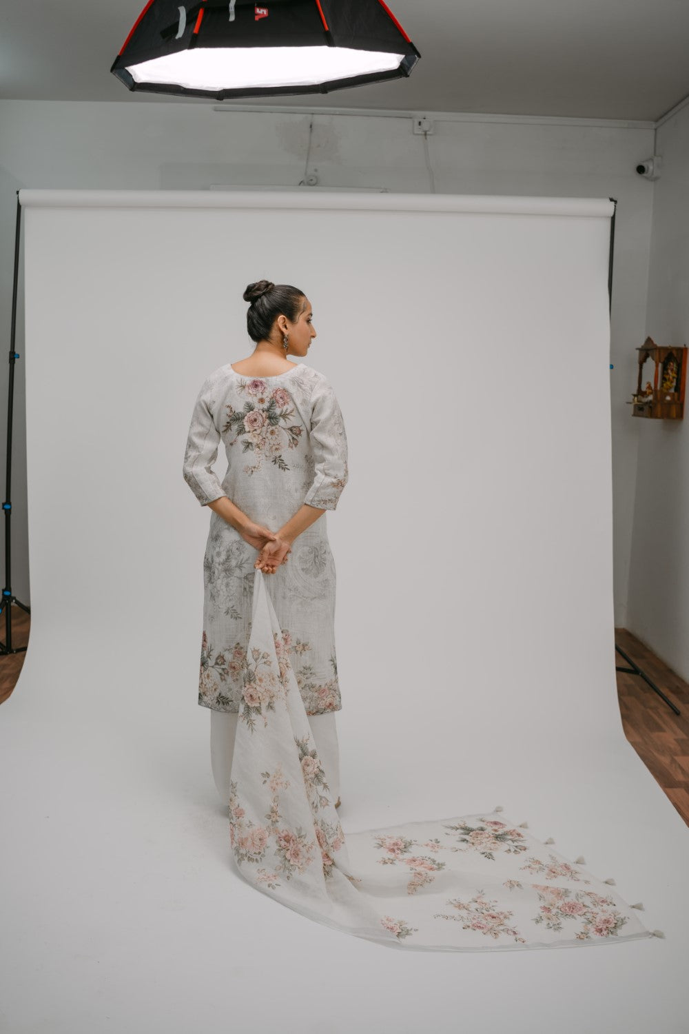 39. Tyohar Rose organic linen suit set