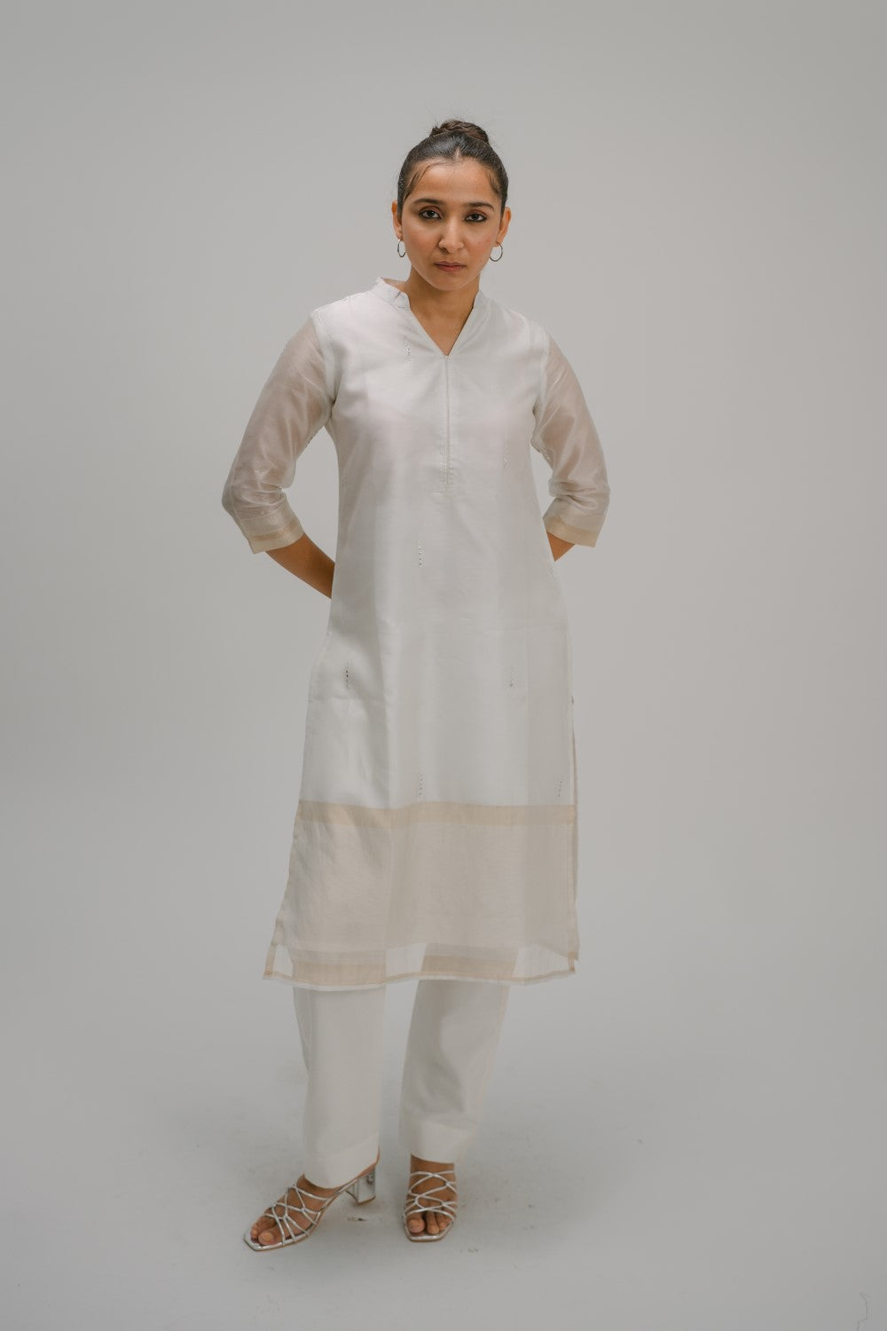 32. Tyohar mirror work silk kurta