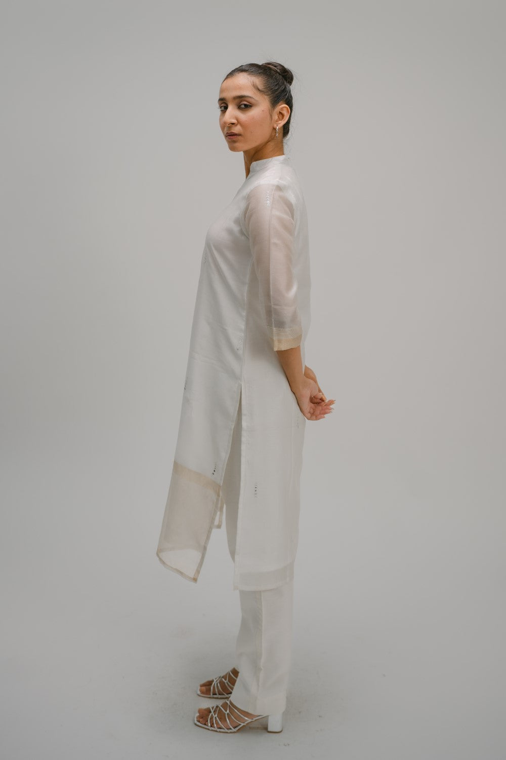 32. Tyohar mirror work silk kurta