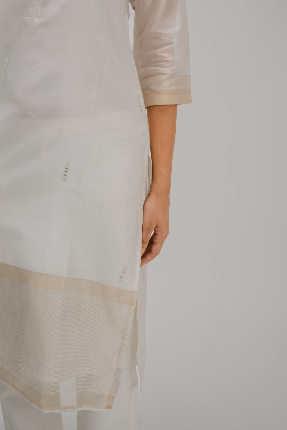 32. Tyohar mirror work silk kurta