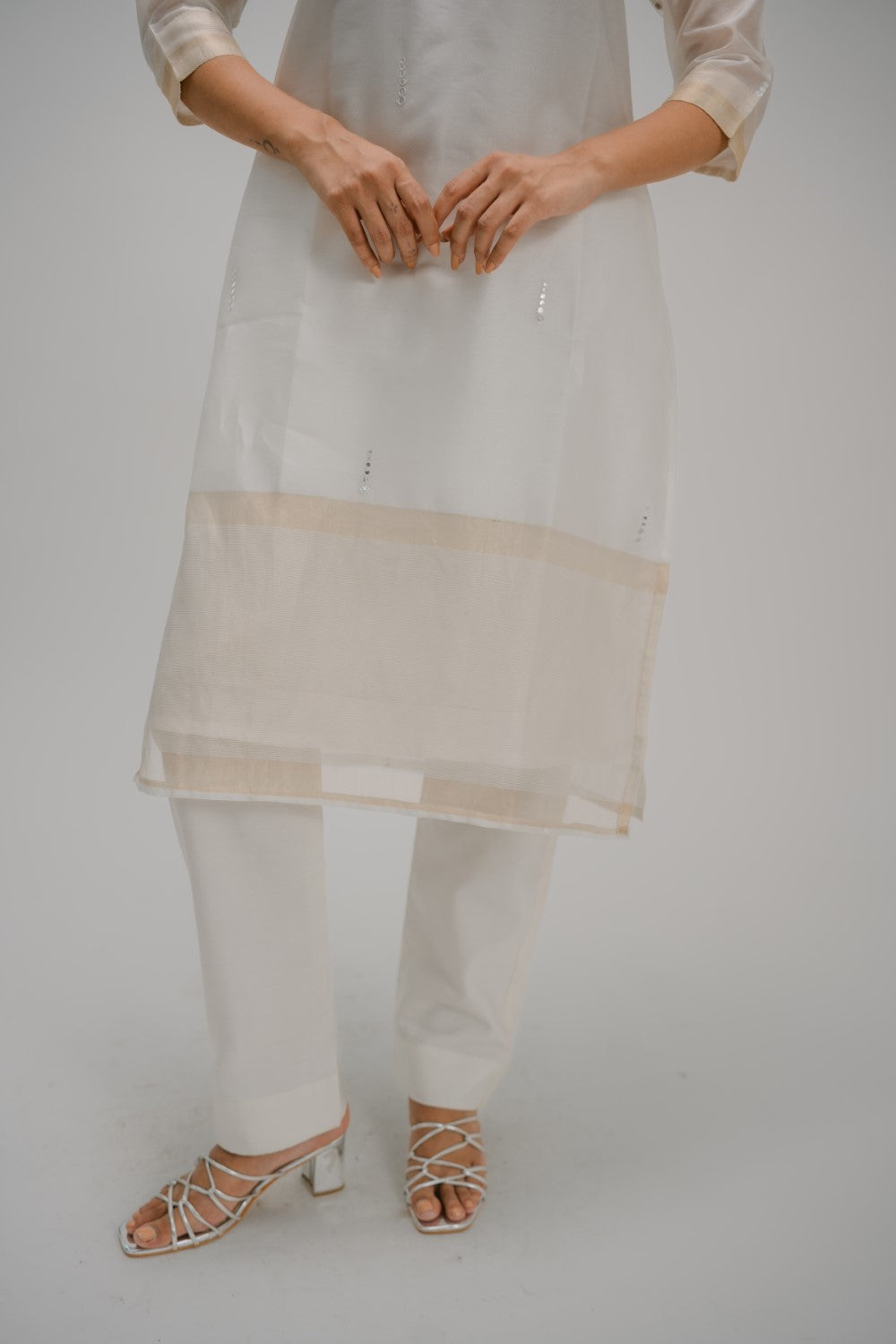 32. Tyohar mirror work silk kurta