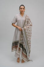 38. Tyohar organic linen collared  suit set