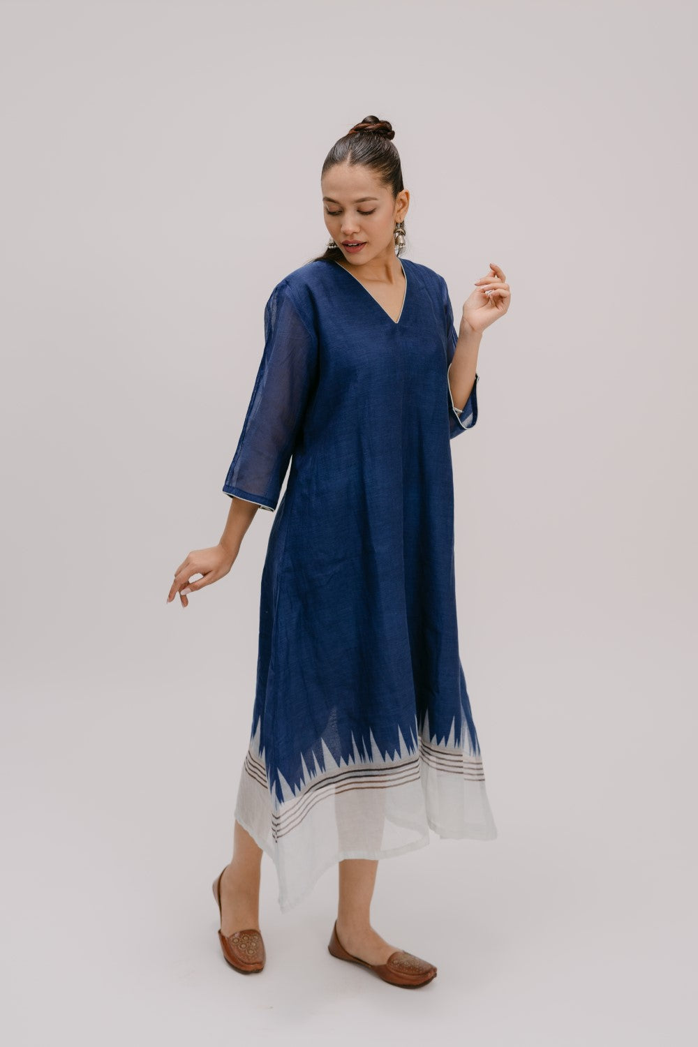 7. Alankar  Pure Mull kurta
