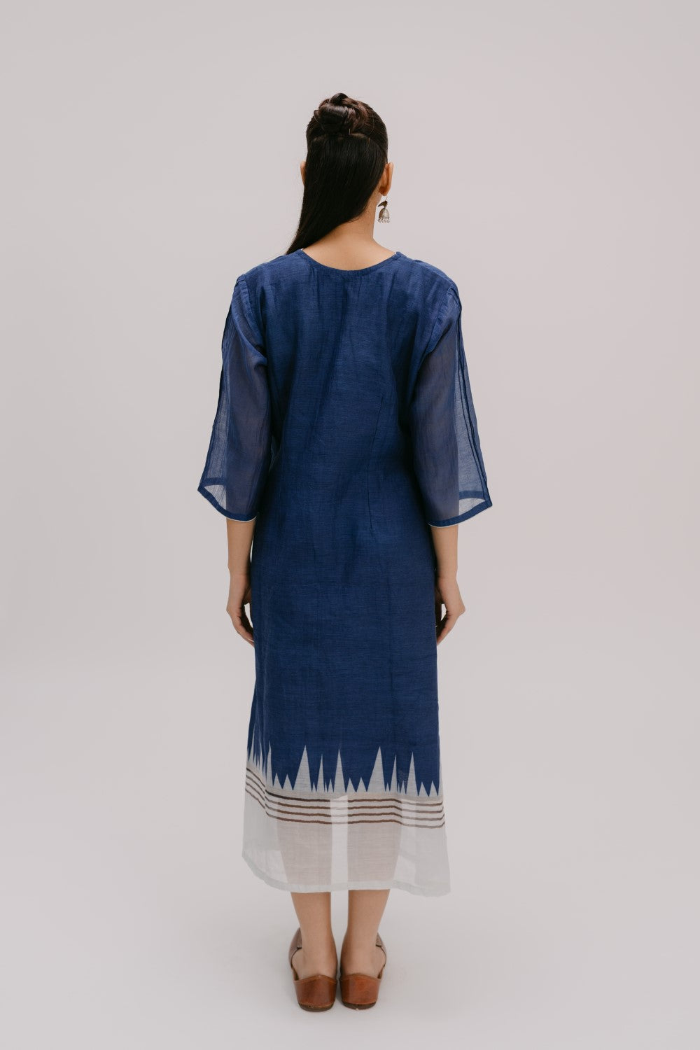 7. Alankar  Pure Mull kurta