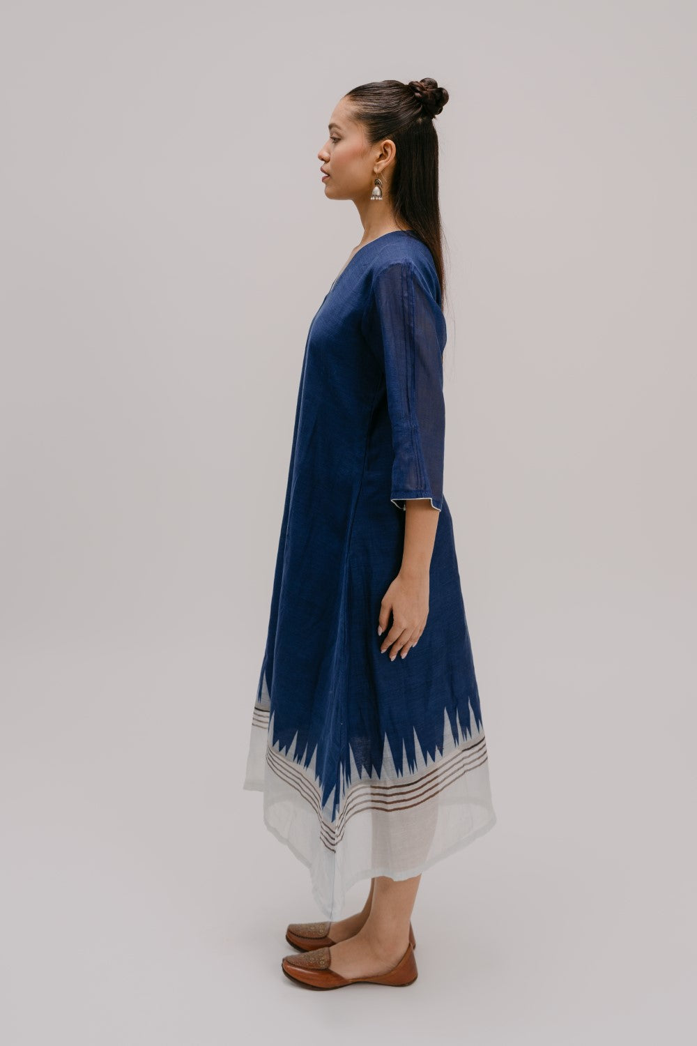 7. Alankar  Pure Mull kurta