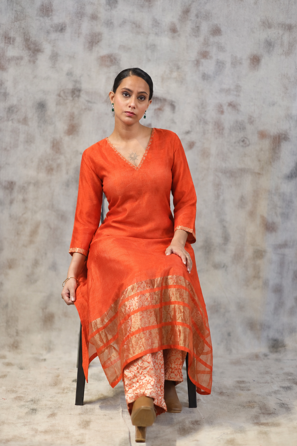 Kosh Silk Rust Brocade Ethenic Set